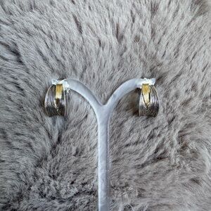 DEAL!!!New Authentic John Hardy 18k yellow gold sterling silver hoop earrings